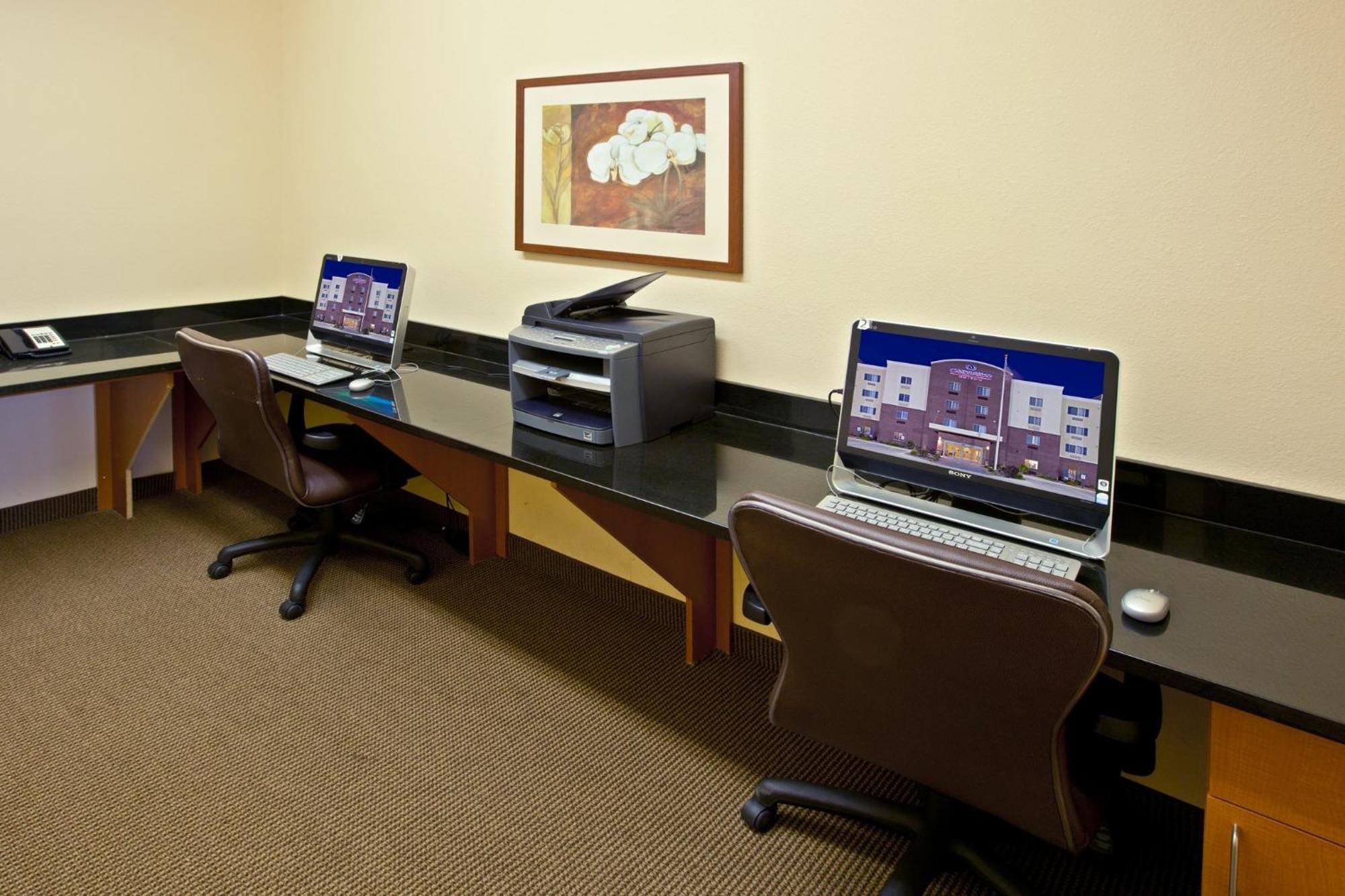 Candlewood Suites Lafayette By Ihg Екстериор снимка