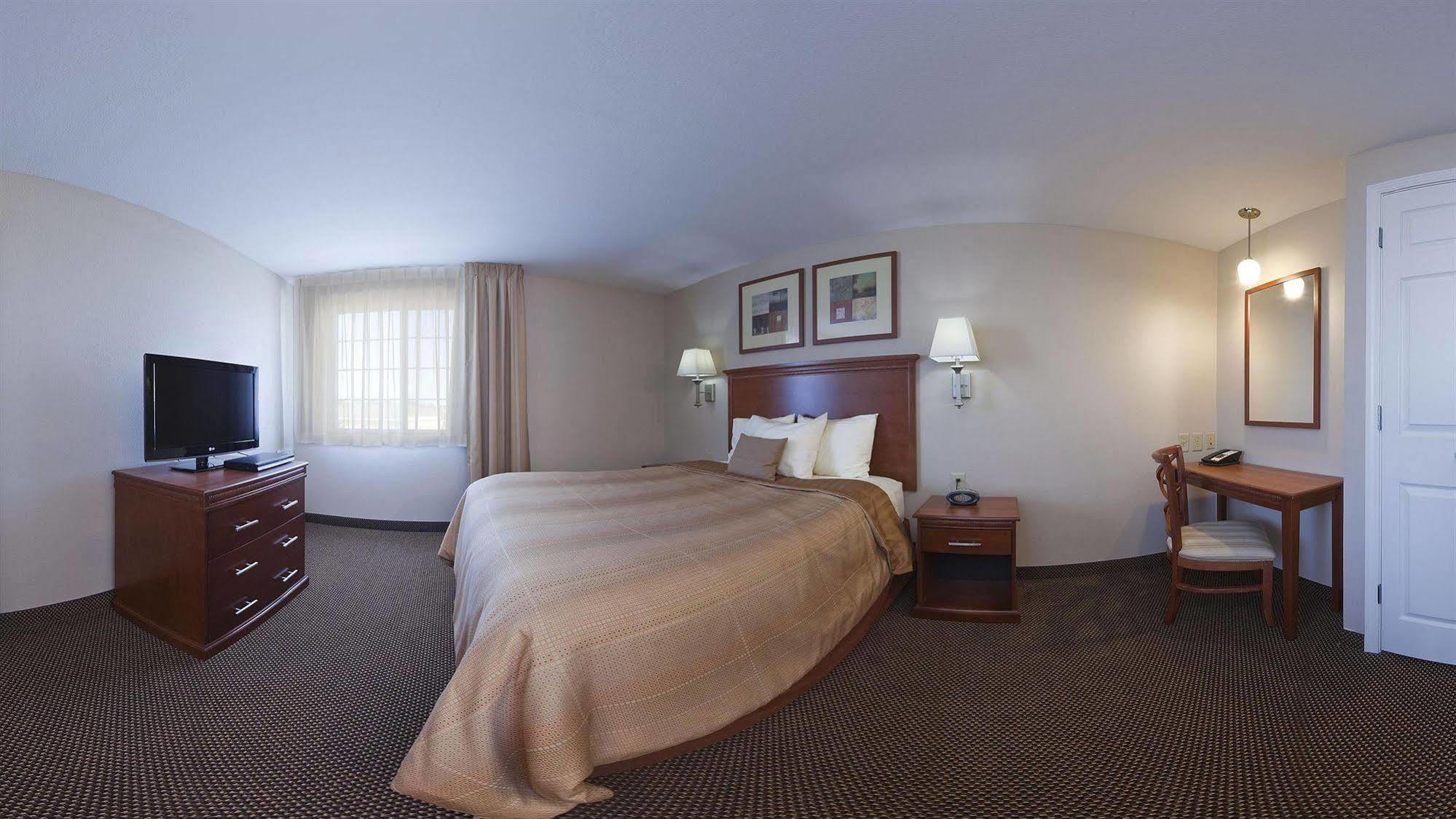 Candlewood Suites Lafayette By Ihg Екстериор снимка
